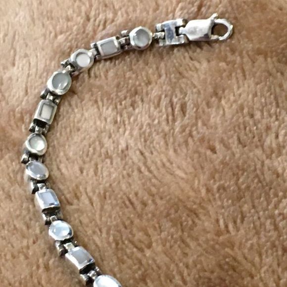 VINTAGE Mother of Pearl Sterling Silver Linked Bracelet - Picture 8 of 12